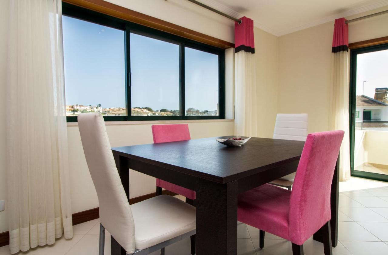 Family Apartment - Pool And Garden & Playground & Beach & 阿尔布费拉 外观 照片