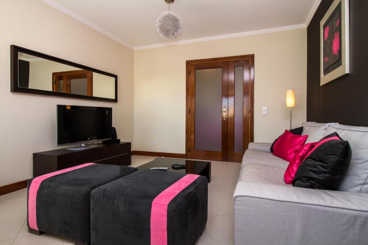 Family Apartment - Pool And Garden & Playground & Beach & 阿尔布费拉 外观 照片