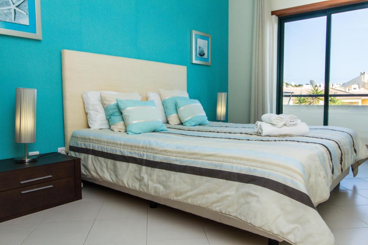 Family Apartment - Pool And Garden & Playground & Beach & 阿尔布费拉 外观 照片