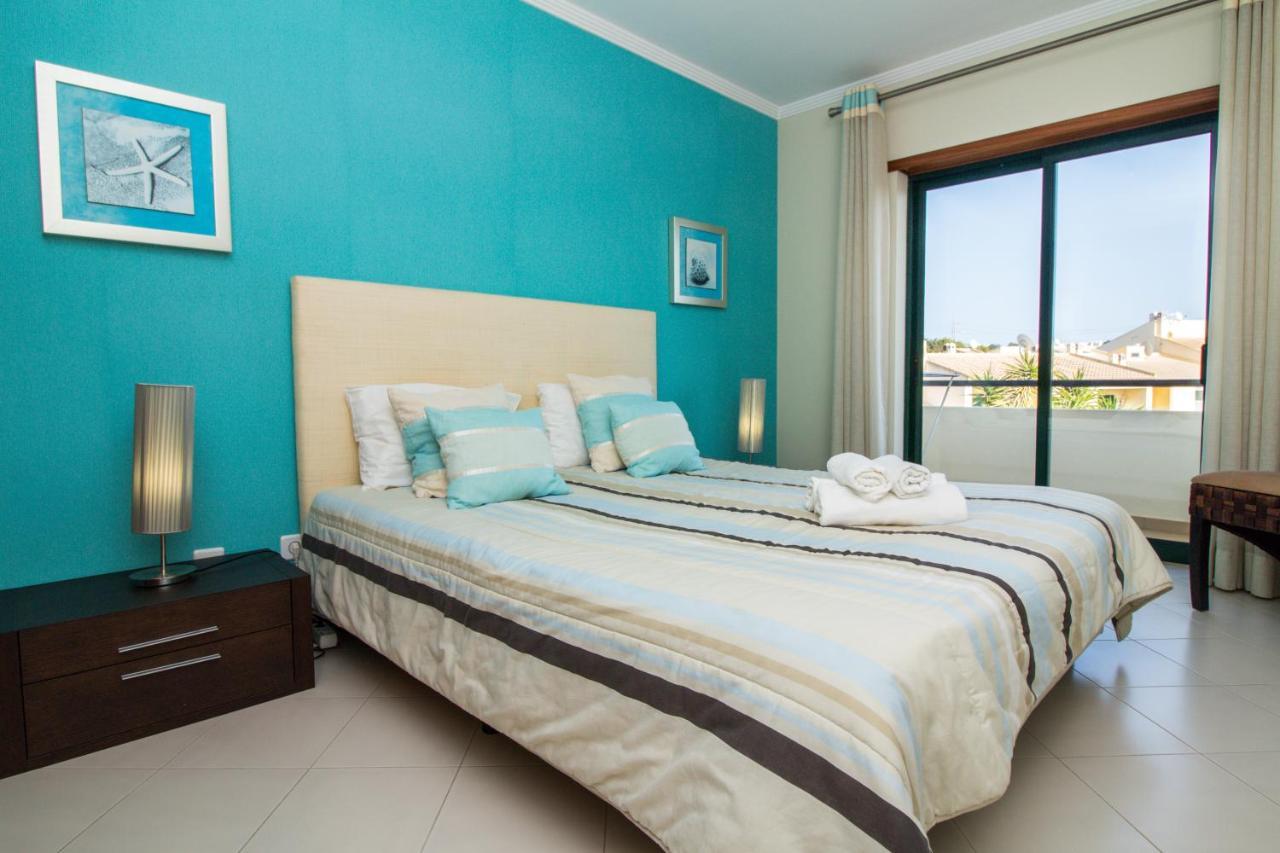 Family Apartment - Pool And Garden & Playground & Beach & 阿尔布费拉 外观 照片