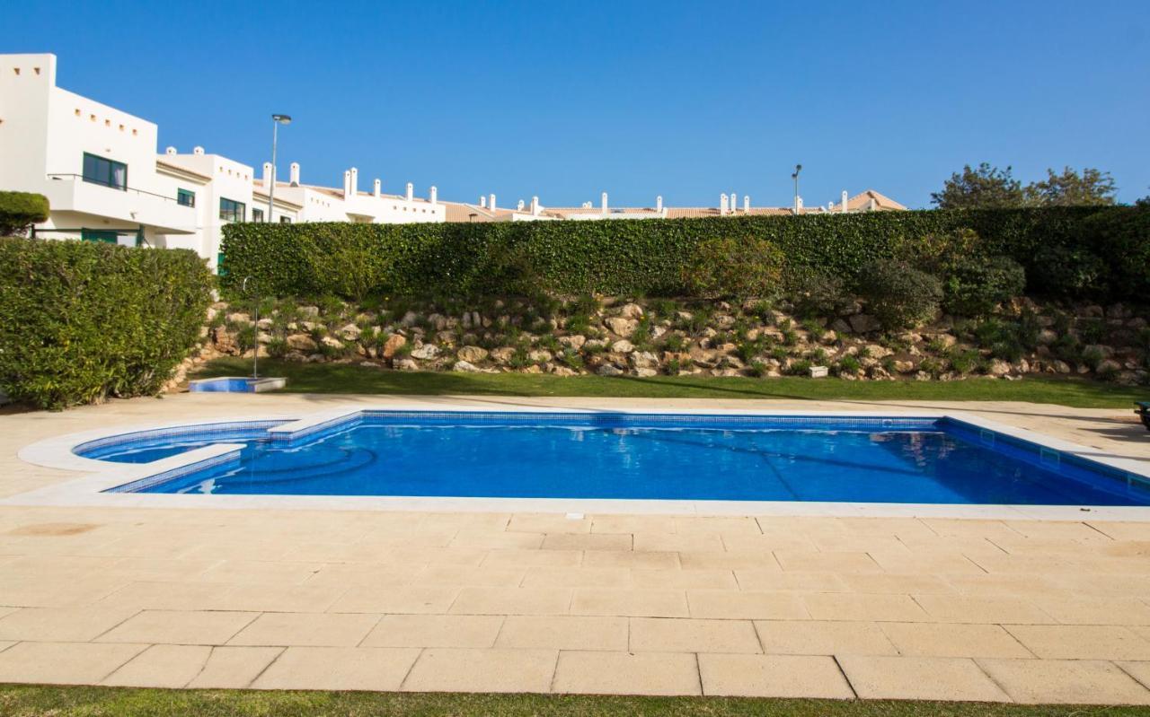 Family Apartment - Pool And Garden & Playground & Beach & 阿尔布费拉 外观 照片