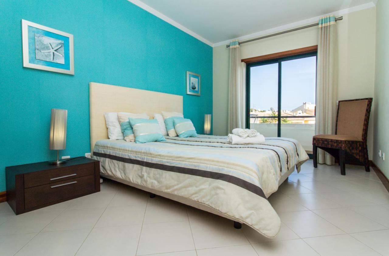 Family Apartment - Pool And Garden & Playground & Beach & 阿尔布费拉 外观 照片